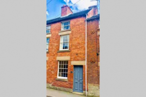 The Tenth House, Wirksworth Peak District Cottage